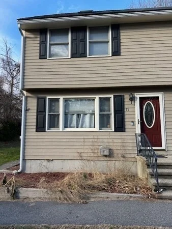 2 bed, 1 bath apartment for rent at 71 Greenough St Unit 1, Haverhill — photo 2 of 13