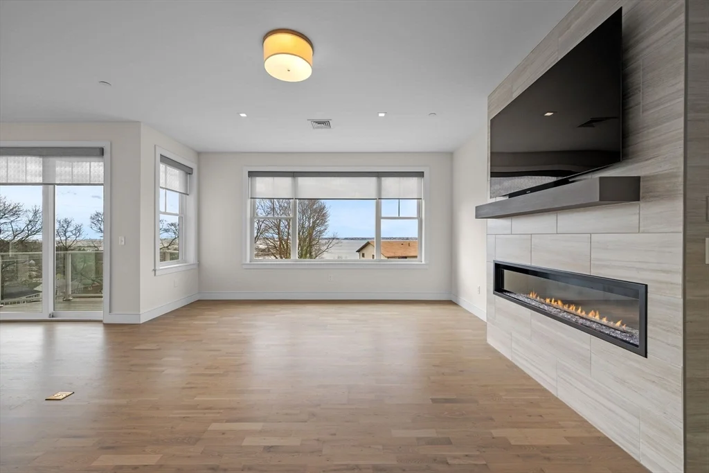 2 bed, 2 bath apartment for rent at 71 Greenwood Ave Unit 202, Swampscott — photo 13 of 39