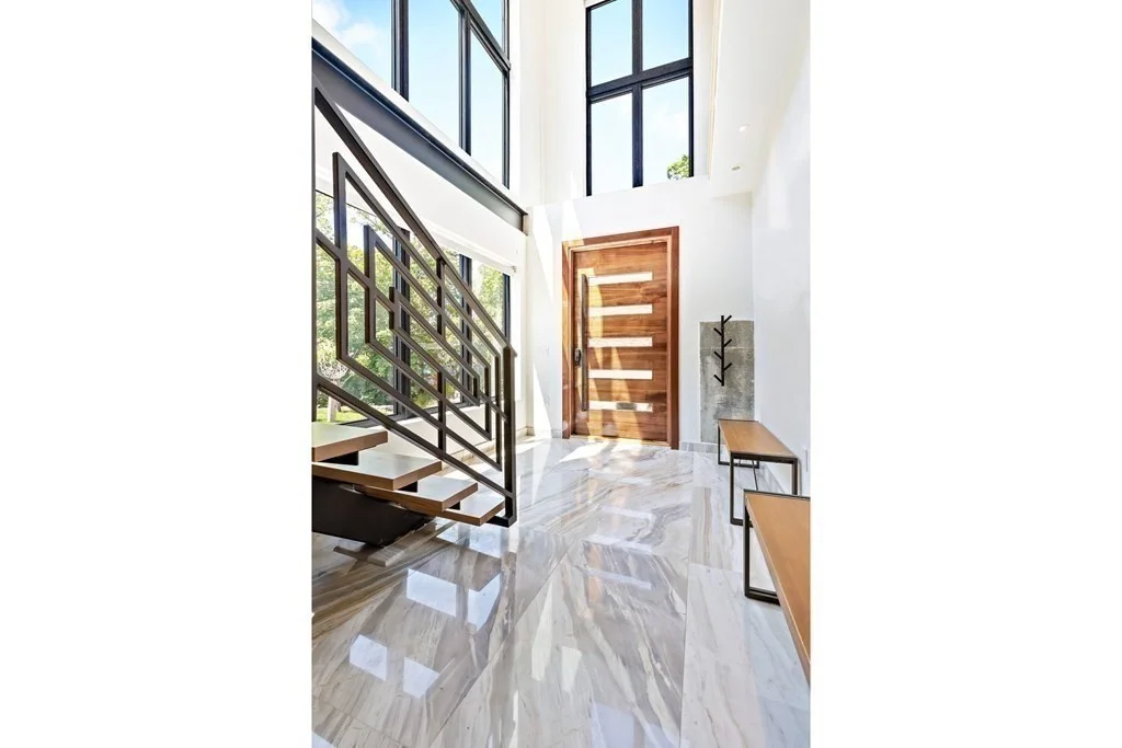 4 bed, 4+ bath apartment for rent at 71 Grove St, Chestnut Hill — photo 15 of 20
