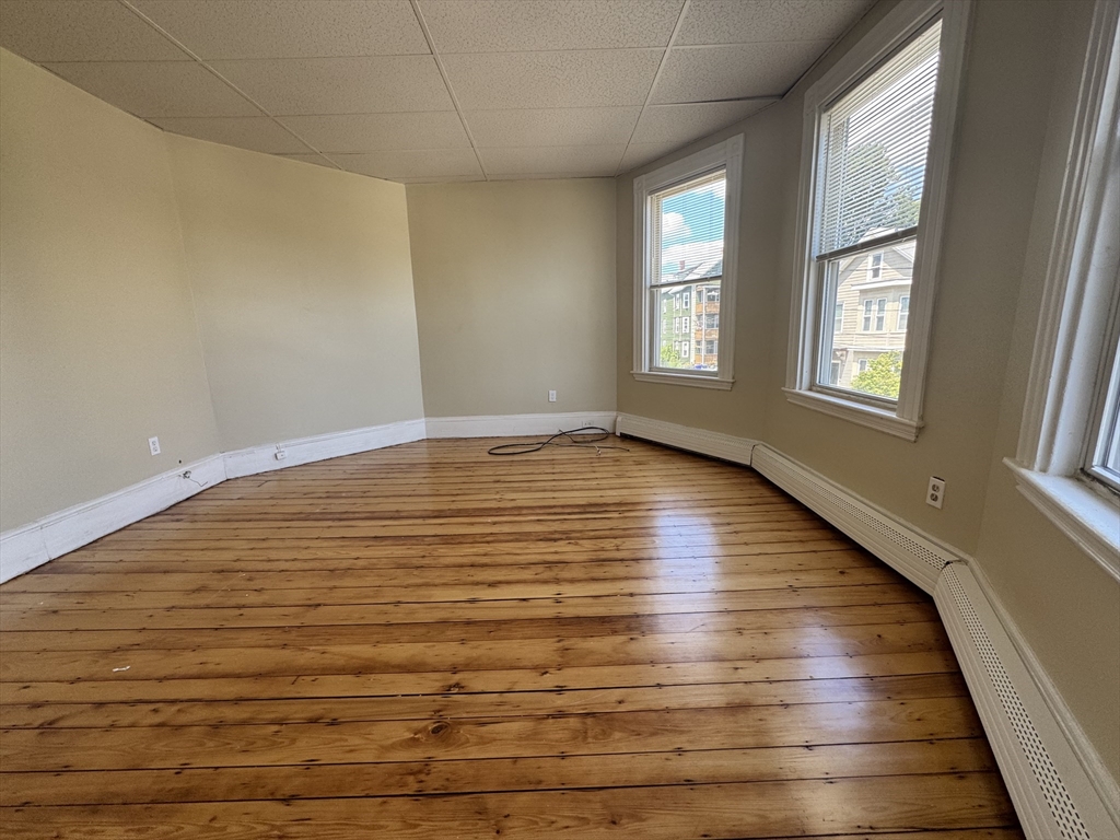 2 bed, 1 bath apartment for rent at 71 Harborview St Unit 2, Dorchester — photo 16 of 20