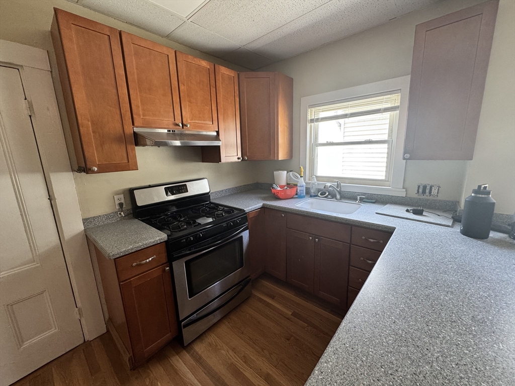 2 bed, 1 bath apartment for rent at 71 Harborview St Unit 2, Dorchester — photo 6 of 20