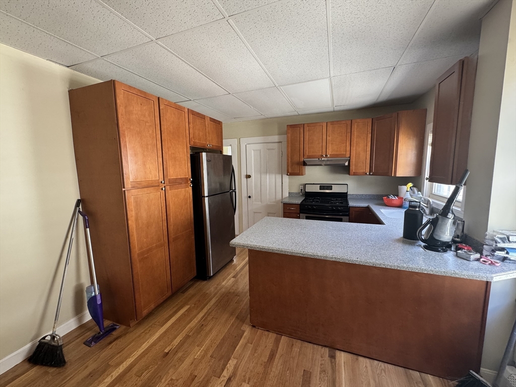 2 bed, 1 bath apartment for rent at 71 Harborview St Unit 2, Dorchester — photo 8 of 20