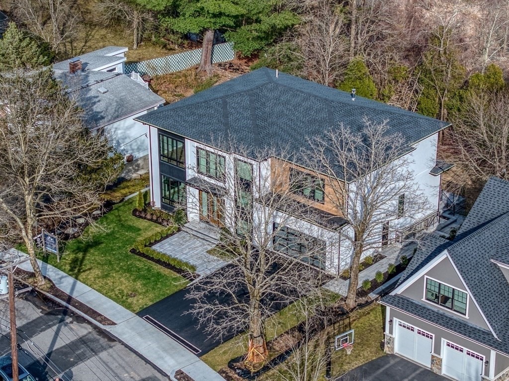 6 bed, 4+ bath apartment for rent at 71 Harwich Rd, Chestnut Hill — photo 2 of 36