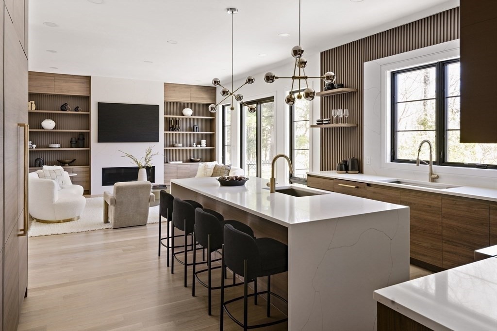 6 bed, 4+ bath apartment for rent at 71 Harwich Rd, Chestnut Hill — photo 12 of 36