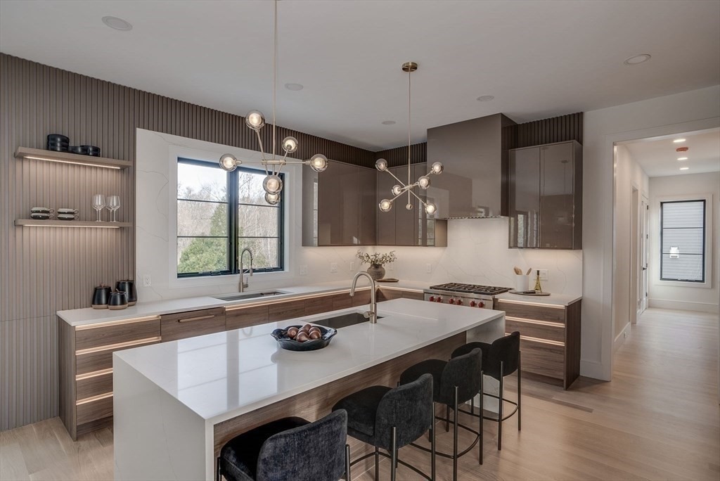 6 bed, 4+ bath apartment for rent at 71 Harwich Rd, Chestnut Hill — photo 13 of 36
