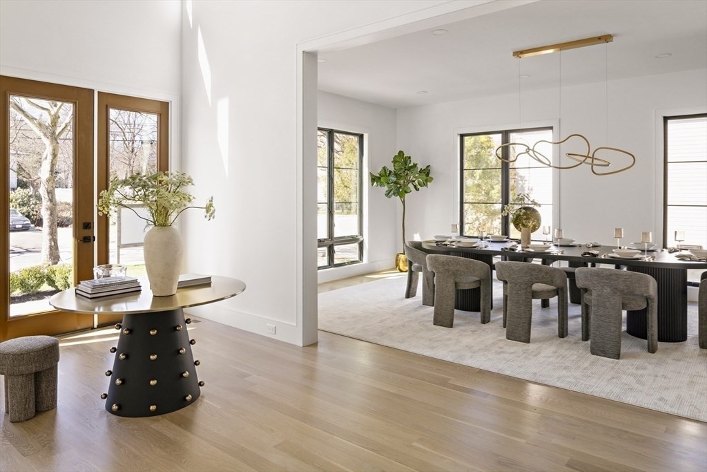 6 bed, 4+ bath apartment for rent at 71 Harwich Rd, Chestnut Hill — photo 6 of 36