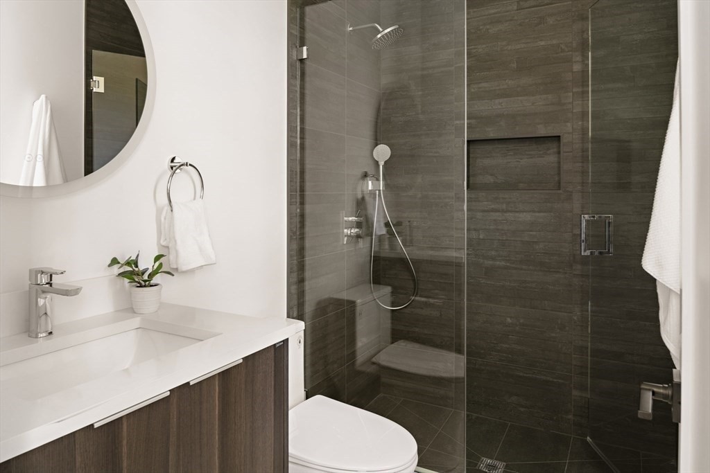 6 bed, 4+ bath apartment for rent at 71 Harwich Rd, Chestnut Hill — photo 30 of 36