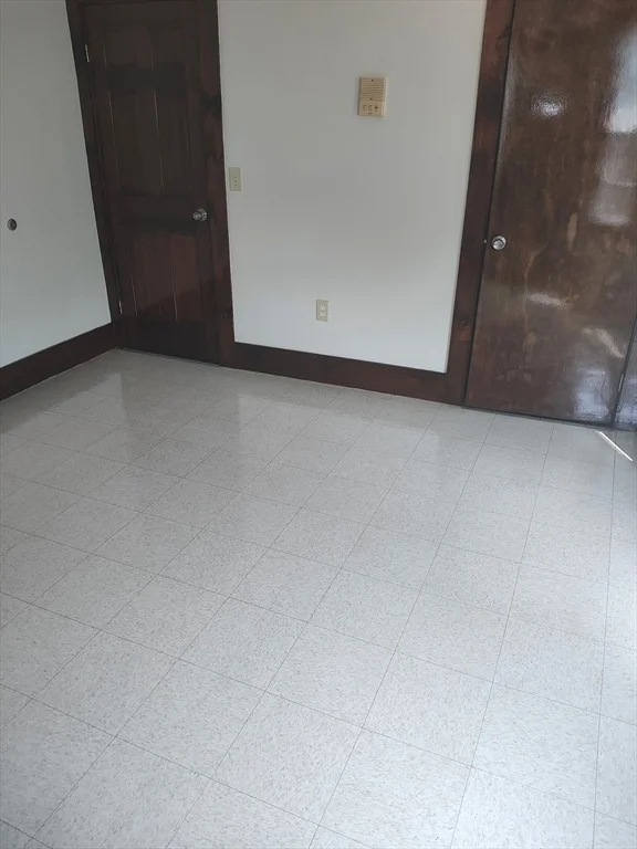 2 bed, 1 bath apartment for rent at 71 Heath St Unit 3, Jamaica Plain — photo 5 of 8