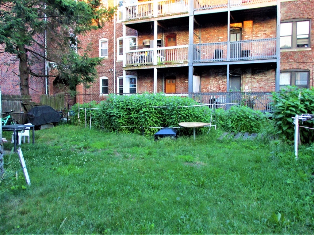 2 bed, 1 bath apartment for rent at 71 Hooker St Unit 1, Allston — photo 10 of 11