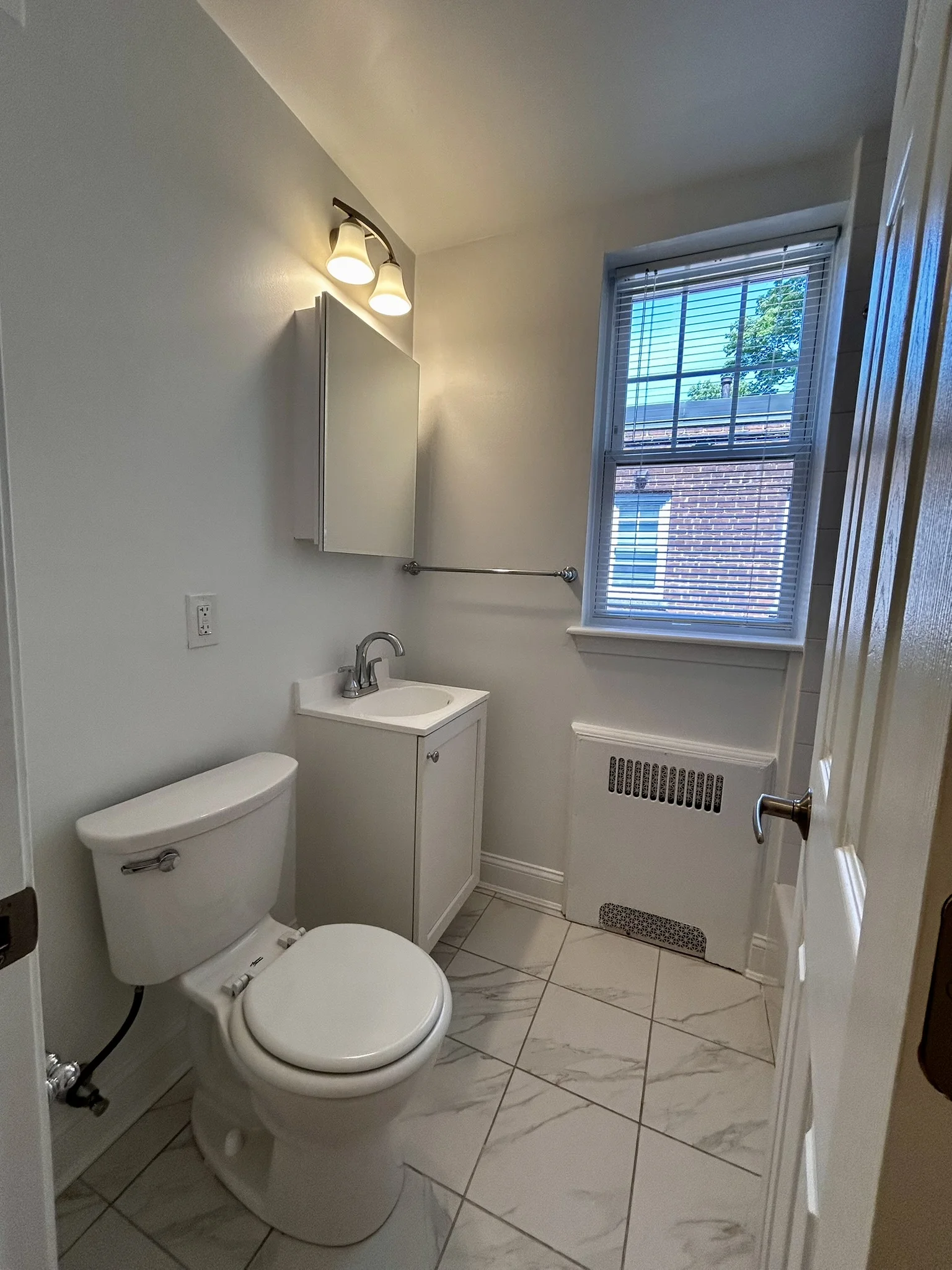 2 bed, 1 bath apartment for rent at 71 Kilsyth Rd Unit 6, Brighton — photo 4 of 8