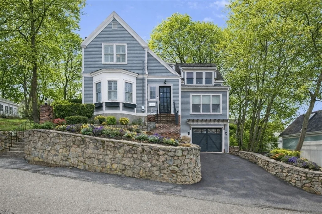 3 bed, 2 bath apartment for rent at 71 King St Unit 71, Swampscott — photo 20 of 20