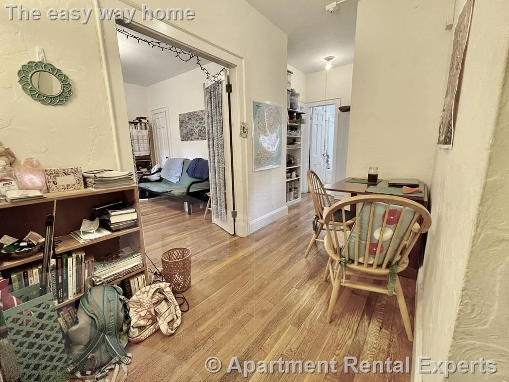 1 bed, 1 bath apartment for rent at 71 Martin St Unit 1, Harvard Square — photo 7 of 15