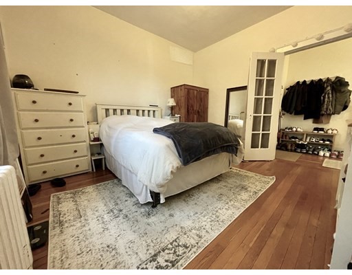 1 bed, 1 bath apartment for rent at 71 Martin St Unit 2, Neighborhood Nine — photo 9 of 12