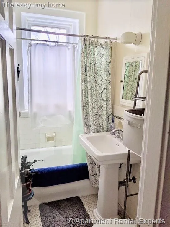 1 bed, 1 bath apartment for rent at 71 Martin St Unit 21, Harvard Square — photo 4 of 8
