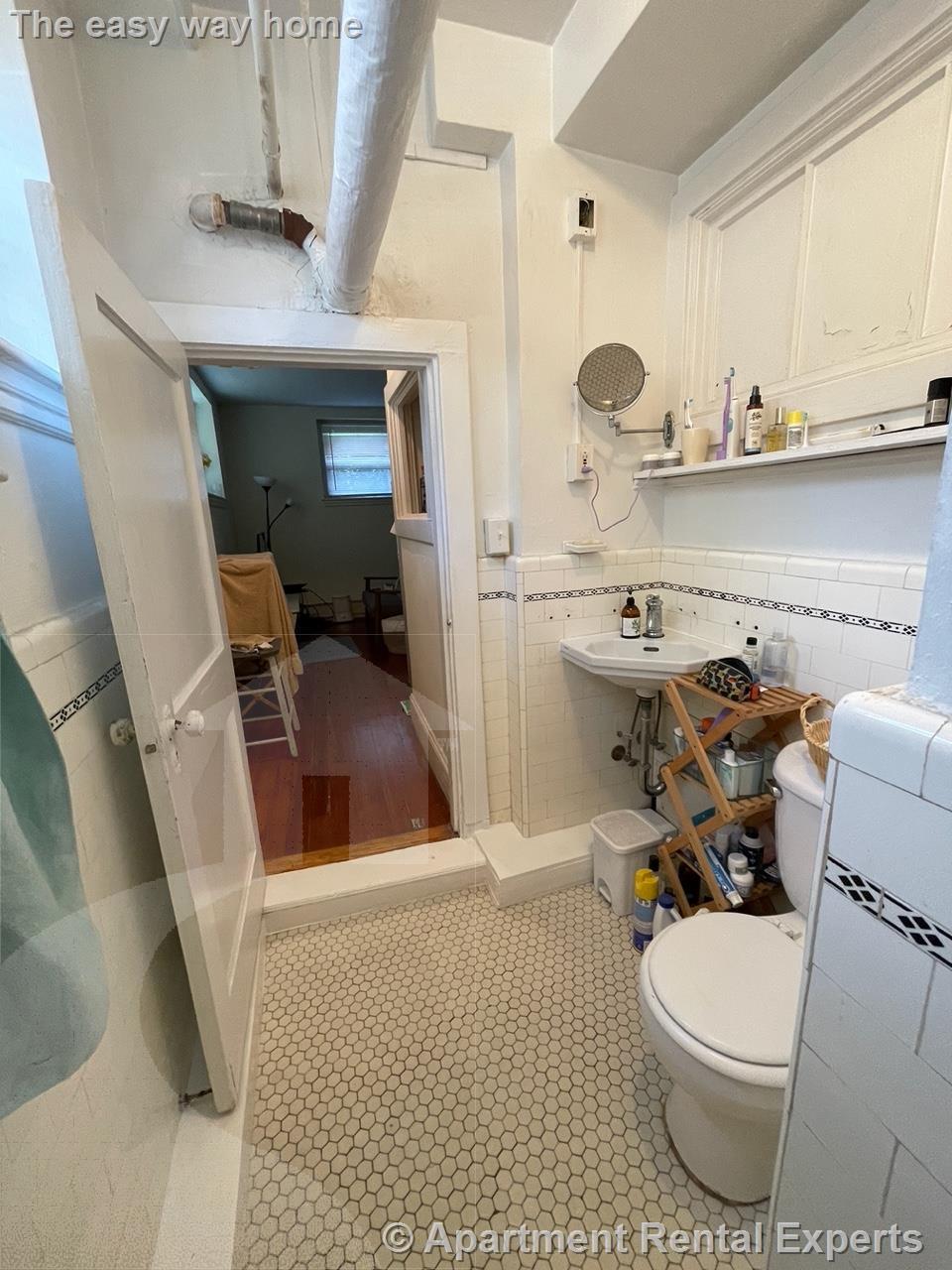 1 bed, 1 bath apartment for rent at 71 Martin St Unit 2B, Porter Square — photo 19 of 19