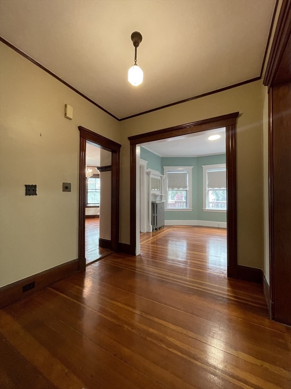 3 bed, 1 bath apartment for rent at 71 Mayfield Unit 2, Dorchester — photo 3 of 33