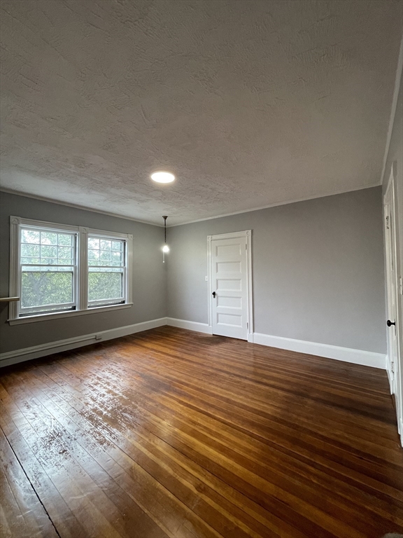 3 bed, 1 bath apartment for rent at 71 Mayfield Unit 2, Dorchester — photo 31 of 33