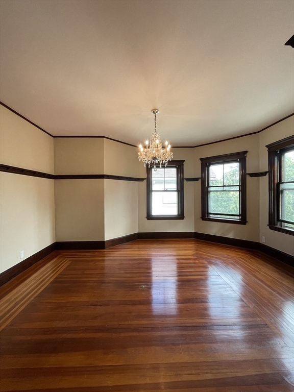 3 bed, 1 bath apartment for rent at 71 Mayfield Unit 2, Dorchester — photo 5 of 33