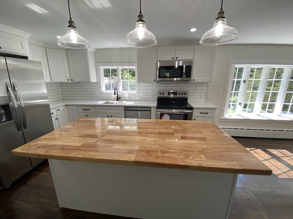 4 bed, 2 bath apartment for rent at 71 North St, Grafton — photo 8 of 27