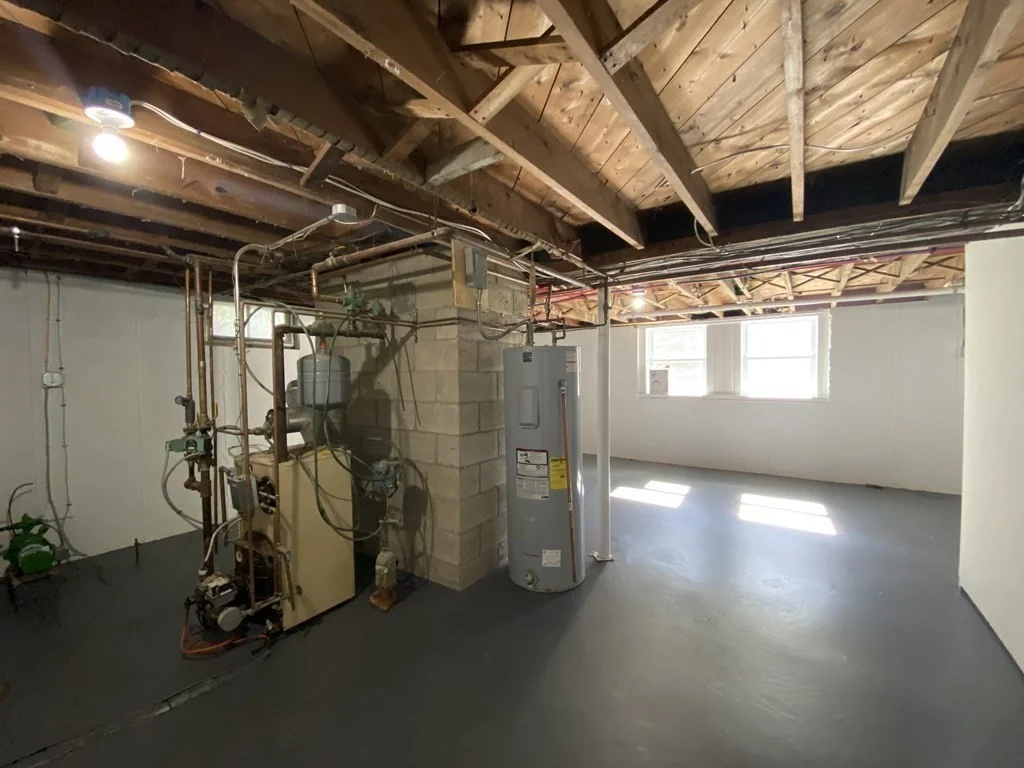 4 bed, 2 bath apartment for rent at 71 North St, Grafton — photo 24 of 27
