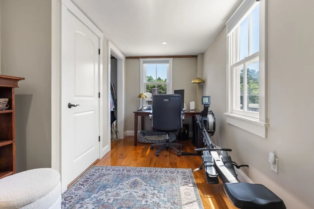 2 bed, 1 bath apartment for rent at 71 North St Unit 71, Hingham — photo 9 of 14