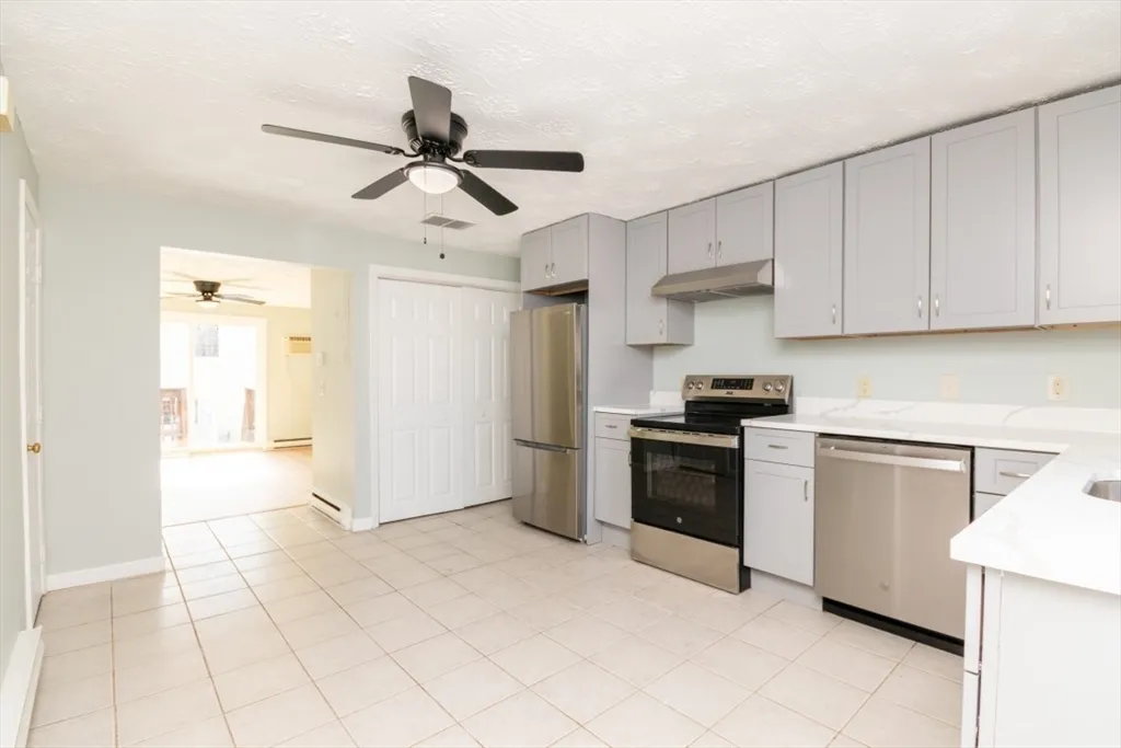 2 bed, 1 bath apartment for rent at 71 Norton St Unit 3, South Attleboro — photo 6 of 23