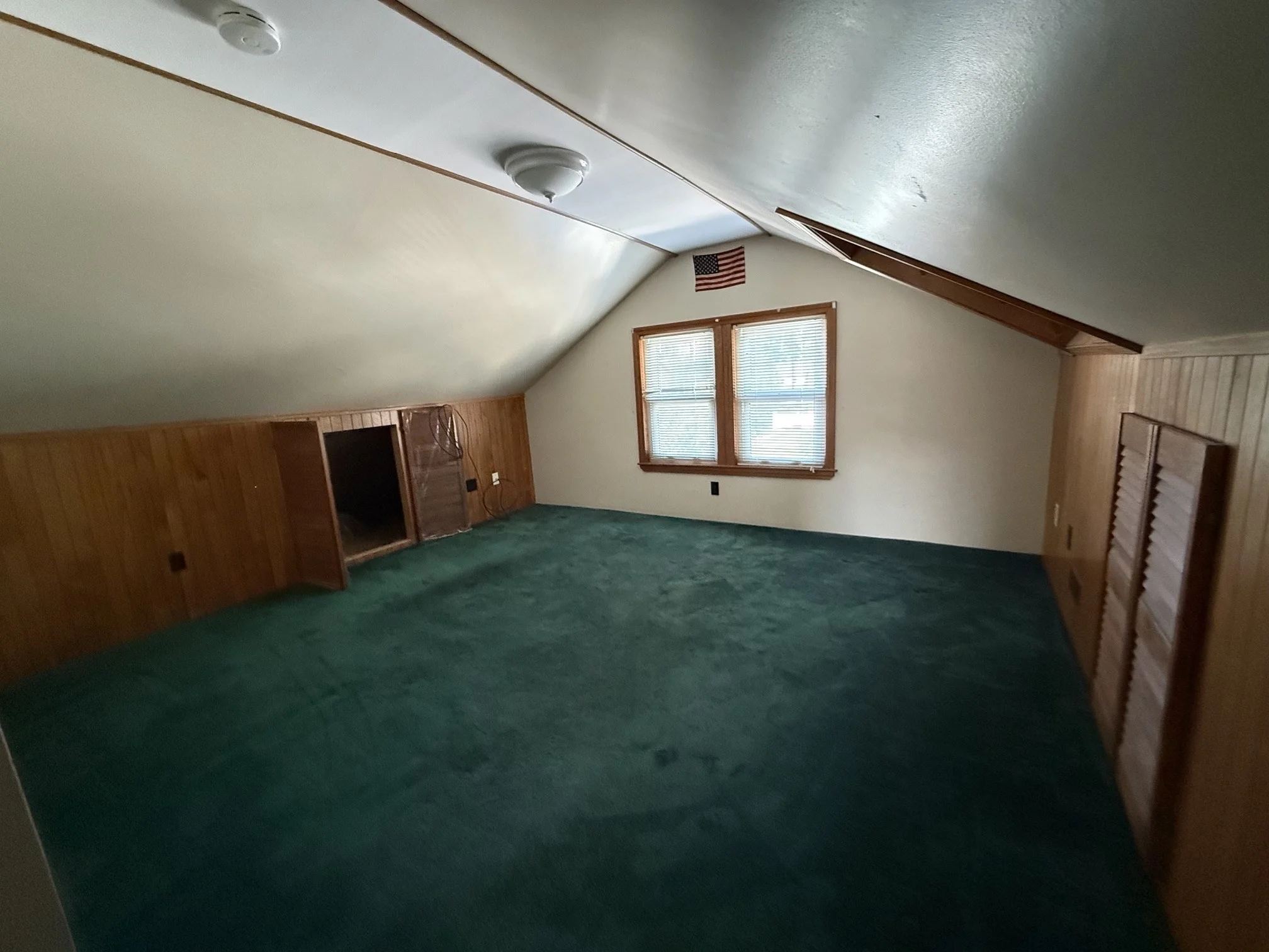 3 bed, 1 bath apartment for rent at 71 Ocean St, Quincy — photo 12 of 17