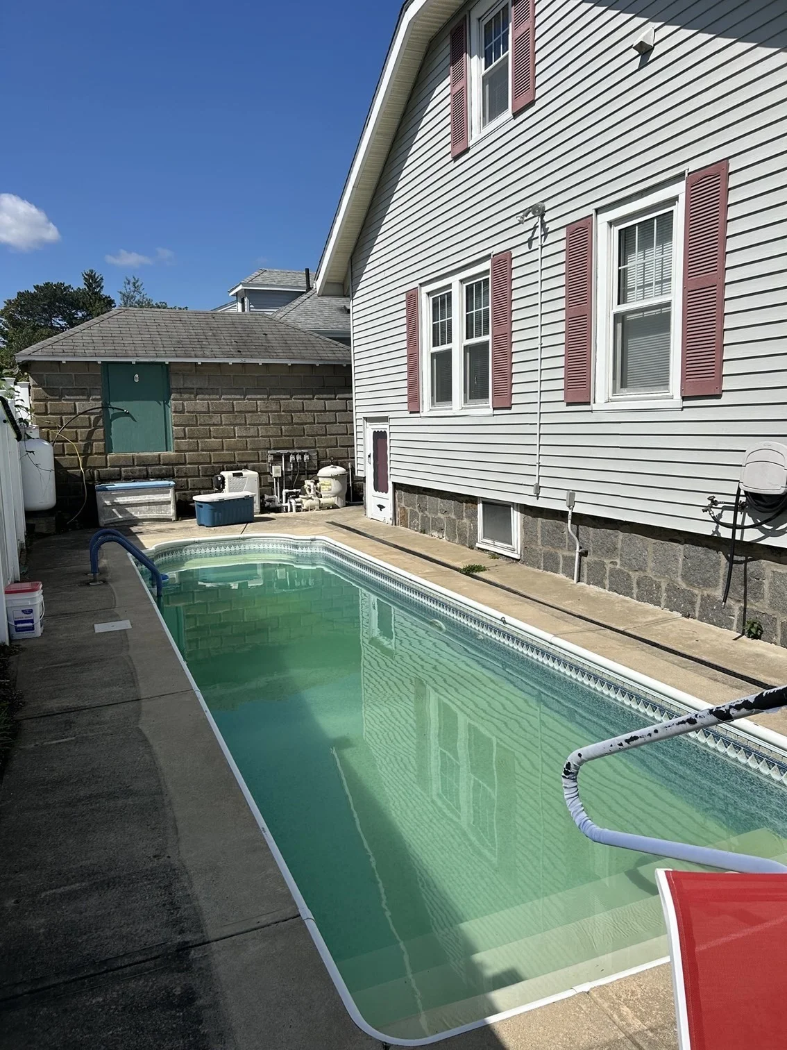 3 bed, 1 bath apartment for rent at 71 Ocean St, Quincy — photo 16 of 17