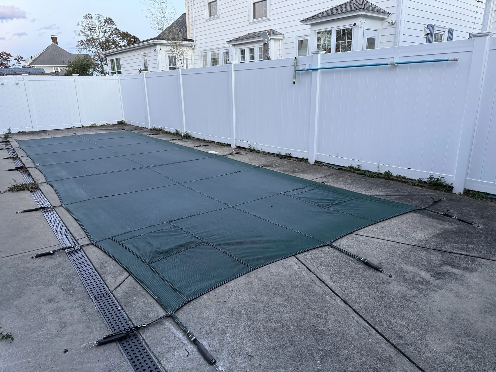 3 bed, 1 bath apartment for rent at 71 Ocean St, Quincy — photo 17 of 17