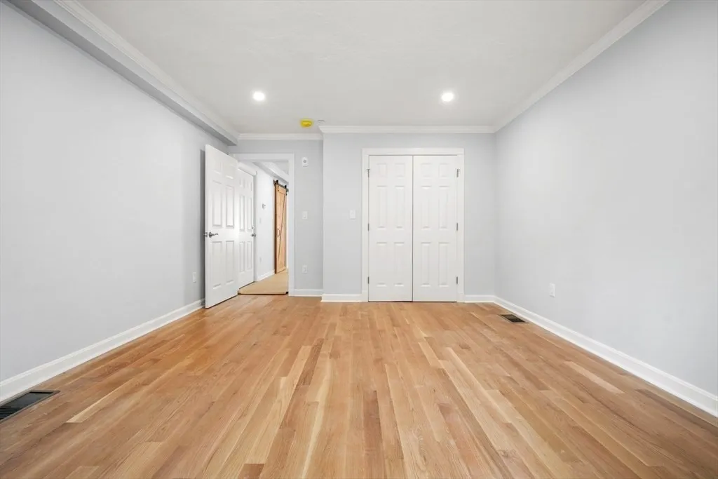 3 bed, 2 bath apartment for rent at 71 Old Harbor St Unit 1, South Boston — photo 6 of 23