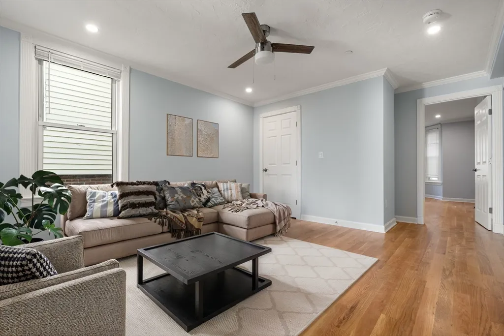 3 bed, 2 bath apartment for rent at 71 Old Harbor St Unit 1, South Boston — photo 2 of 23