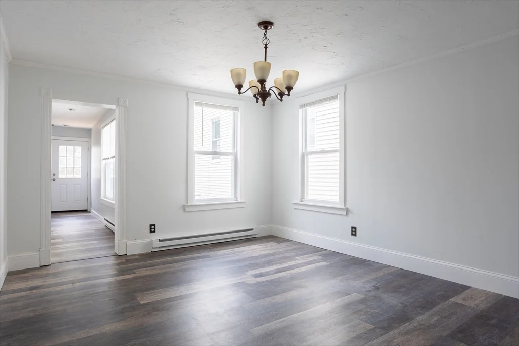 4 bed, 1 bath apartment for rent at 71 Old Harbor St Unit 2, South Boston — photo 4 of 20