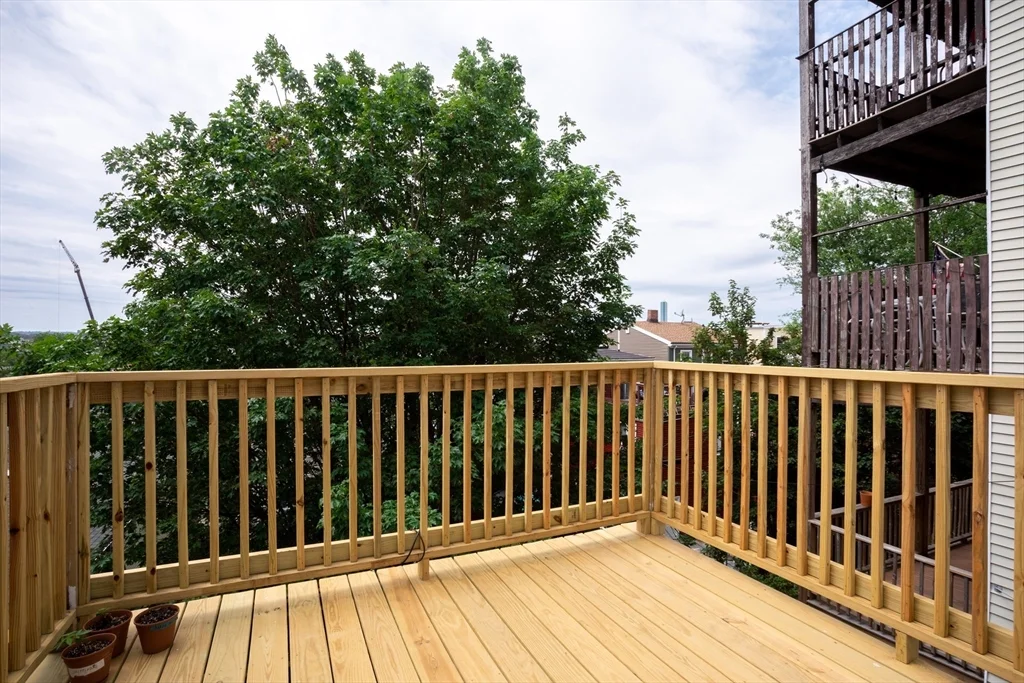 4 bed, 1 bath apartment for rent at 71 Old Harbor St Unit 2, South Boston — photo 8 of 20