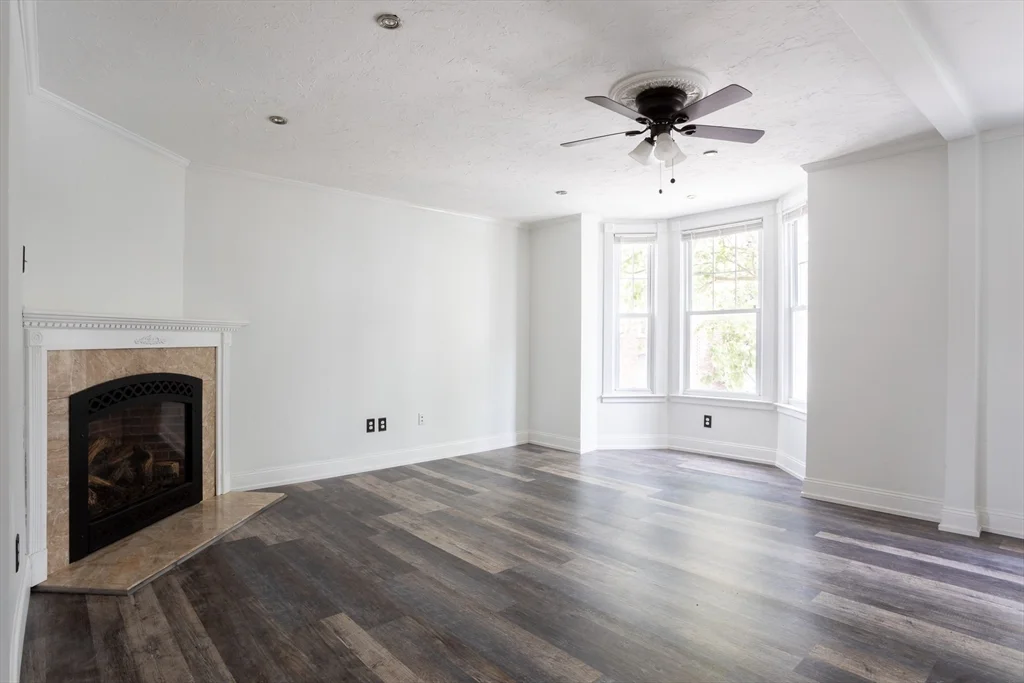 4 bed, 1 bath apartment for rent at 71 Old Harbor St Unit 2, South Boston — photo 1 of 20