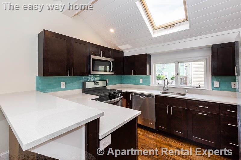 4 bed, 2 bath apartment for rent at 71 Orchard St, Malden — photo 2 of 21