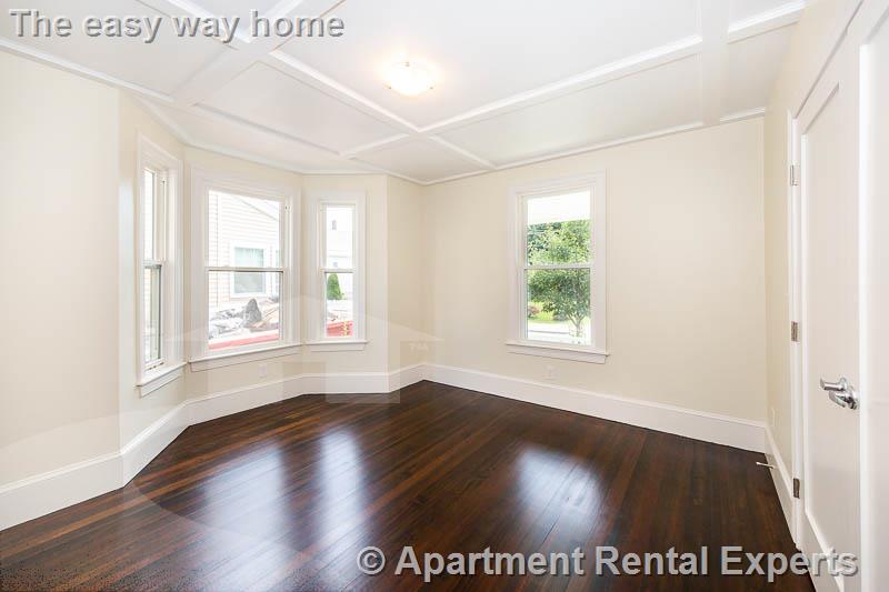 4 bed, 2 bath apartment for rent at 71 Orchard St, Malden — photo 5 of 21