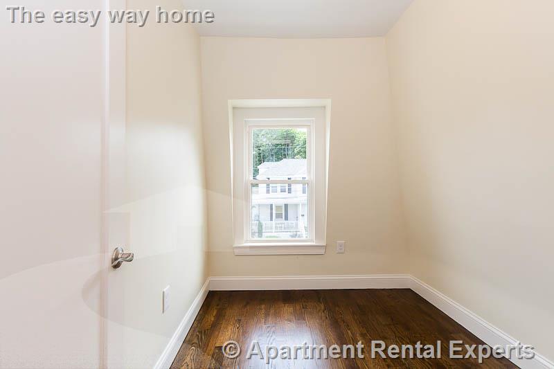 4 bed, 2 bath apartment for rent at 71 Orchard St, Malden — photo 12 of 21