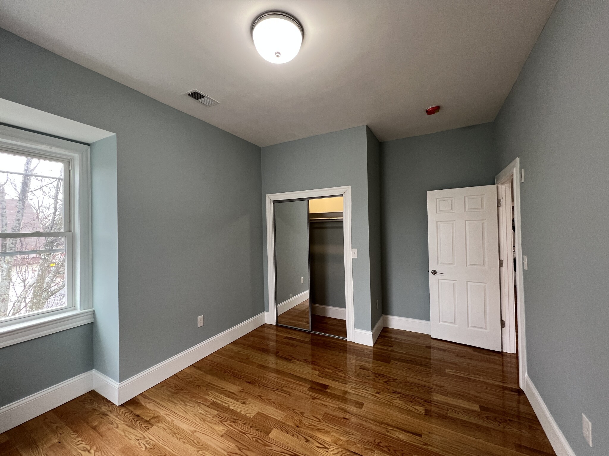 2.5 bed, 2 bath apartment for rent at 71 Pearl St Unit 03, East Somerville — photo 18 of 24