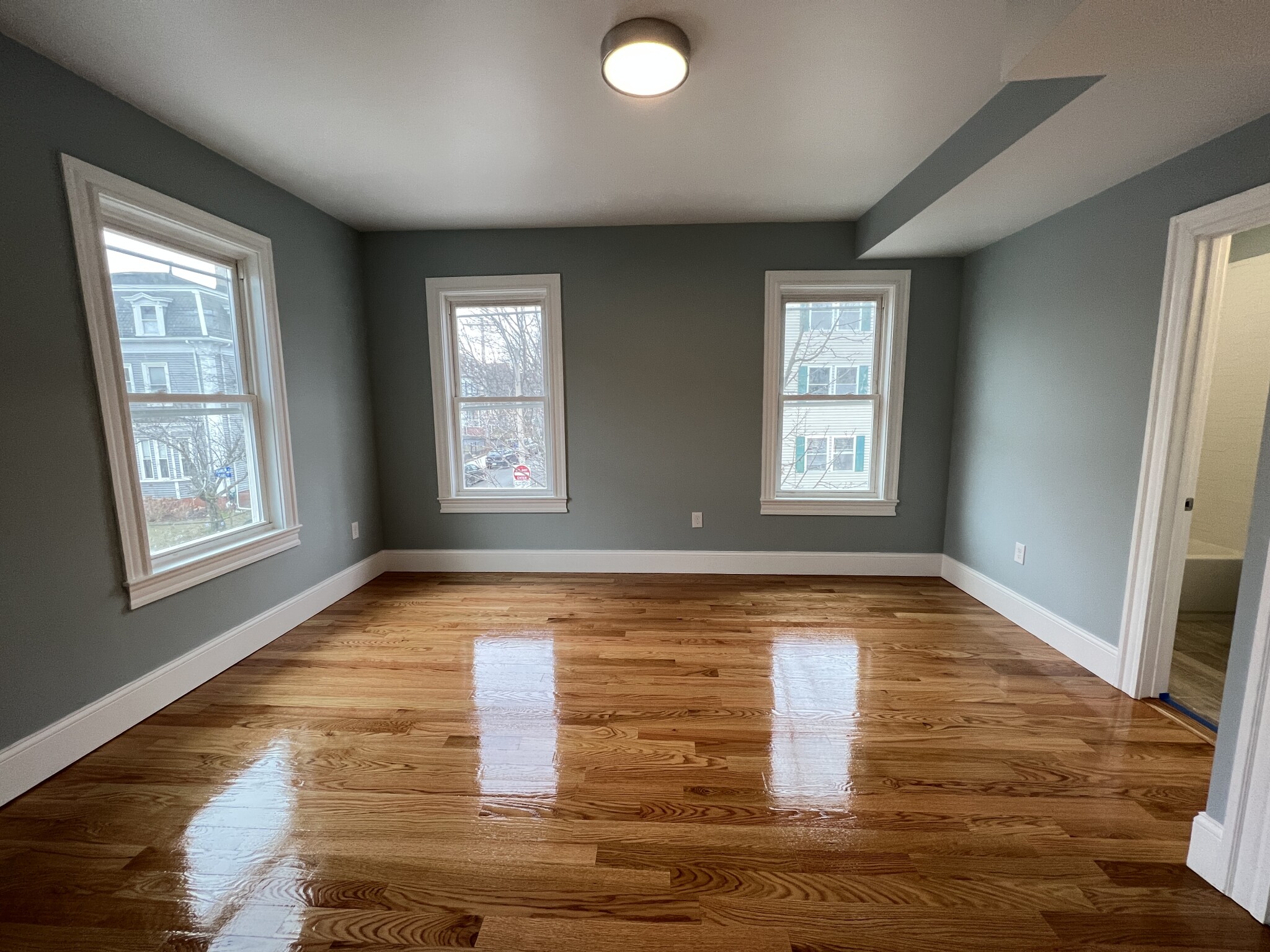 2.5 bed, 2 bath apartment for rent at 71 Pearl St Unit 2, East Somerville — photo 6 of 41