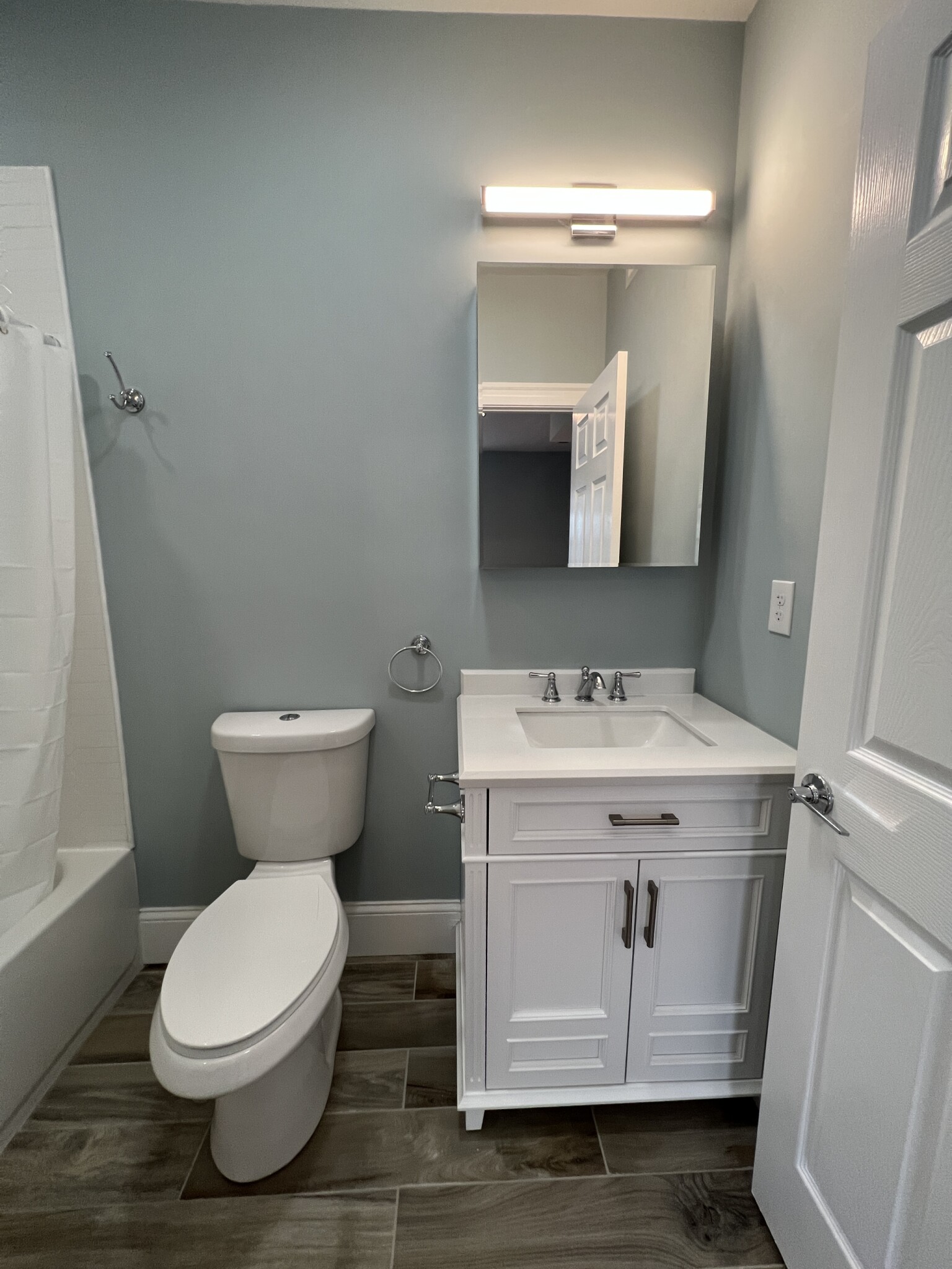 2.5 bed, 2 bath apartment for rent at 71 Pearl St Unit 2, East Somerville — photo 39 of 41