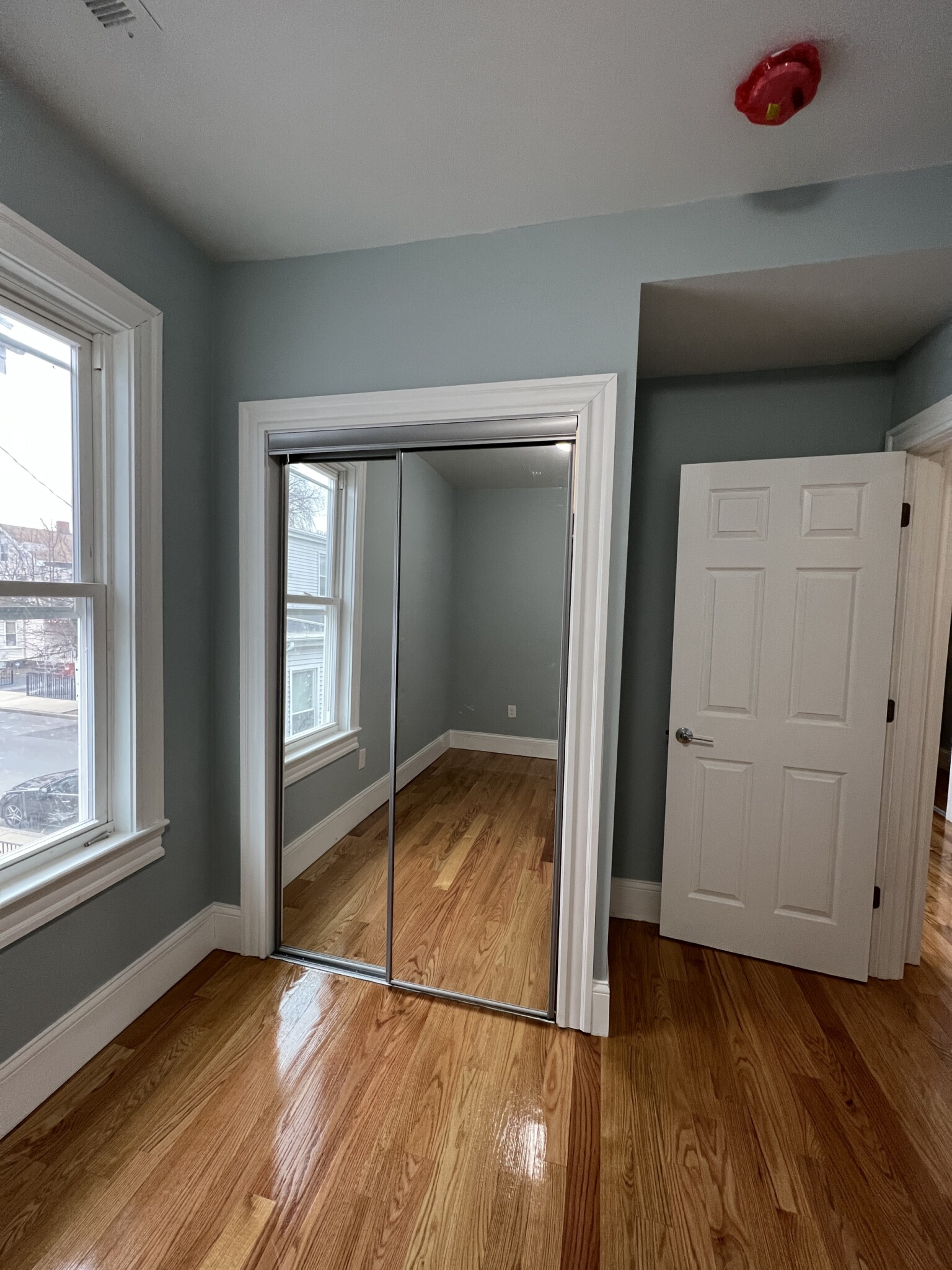 2.5 bed, 2 bath apartment for rent at 71 Pearl St Unit 2, East Somerville — photo 13 of 41