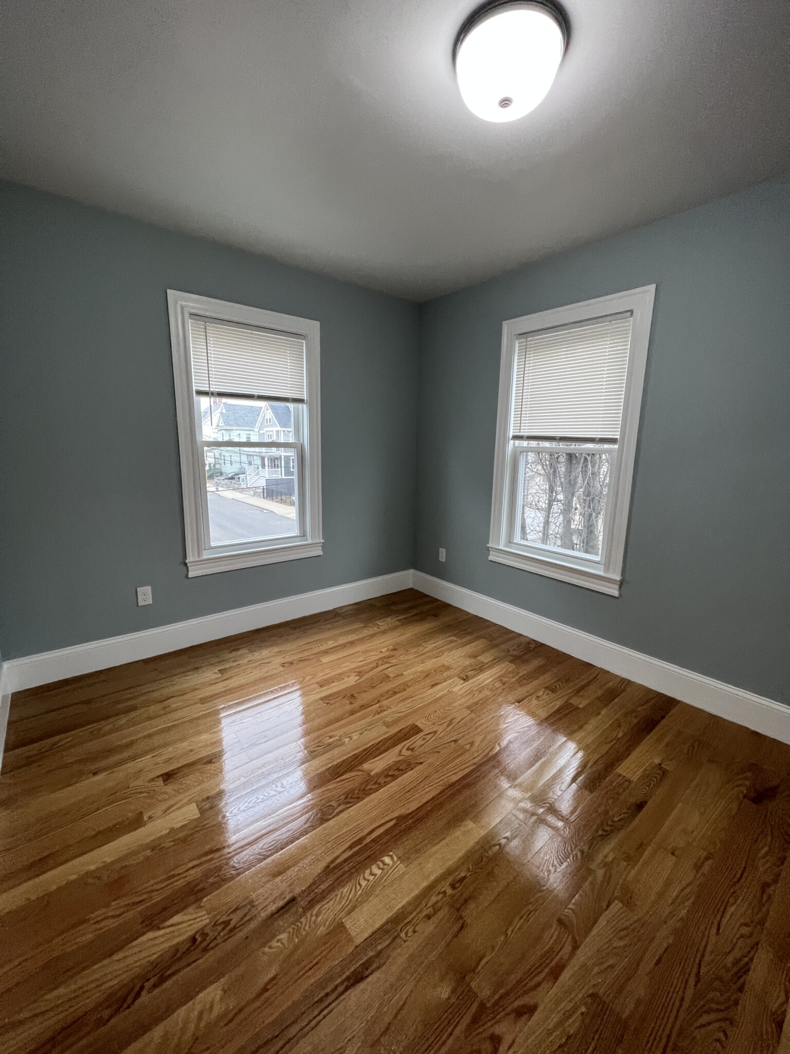 2.5 bed, 2 bath apartment for rent at 71 Pearl St Unit 2, East Somerville — photo 32 of 41