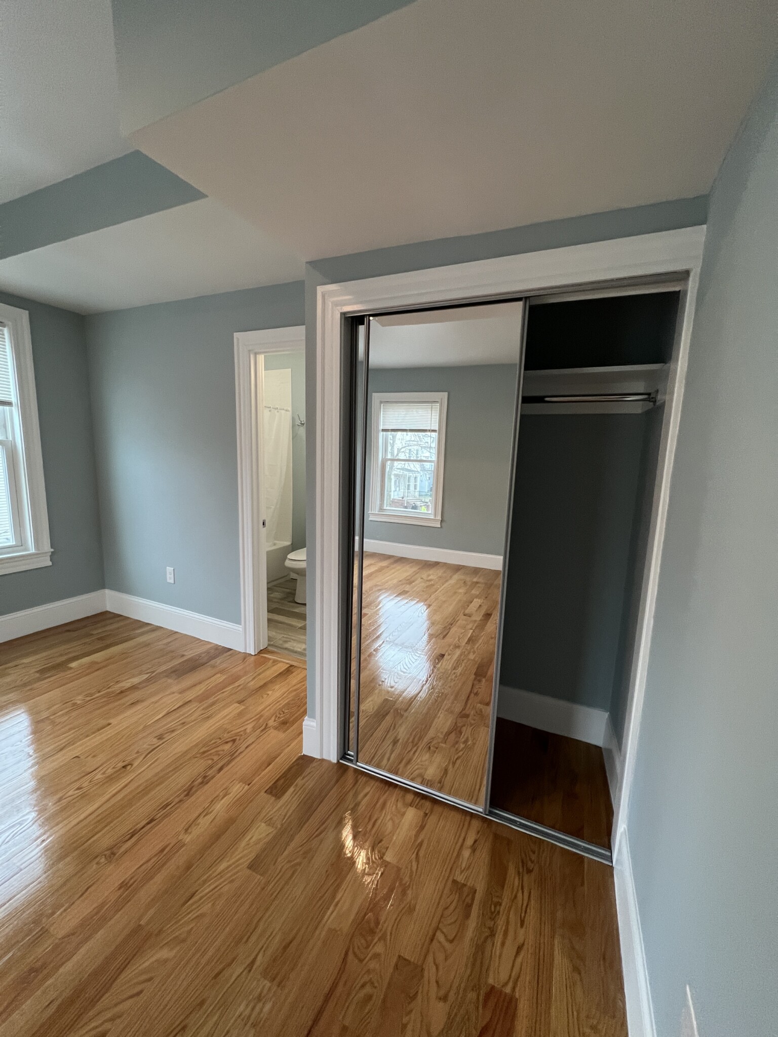 2.5 bed, 2 bath apartment for rent at 71 Pearl St Unit 2, East Somerville — photo 35 of 41
