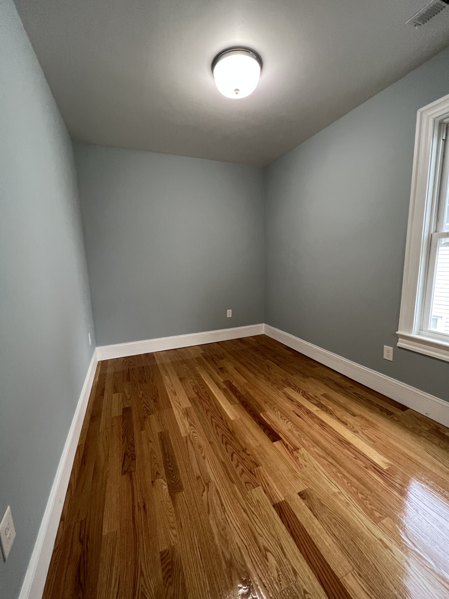 2.5 bed, 2 bath apartment for rent at 71 Pearl St Unit 2, East Somerville — photo 11 of 41