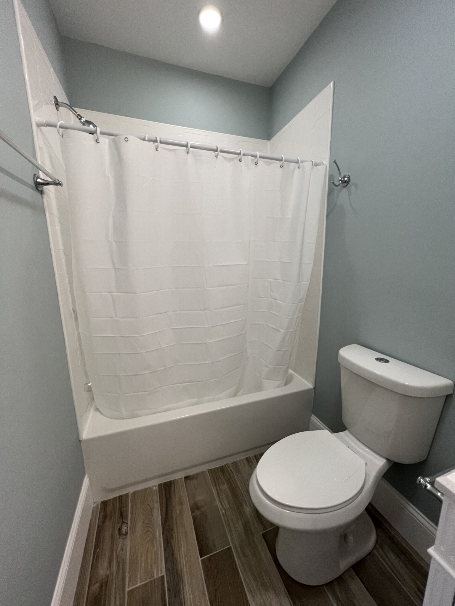 2.5 bed, 2 bath apartment for rent at 71 Pearl St Unit 2, East Somerville — photo 40 of 41