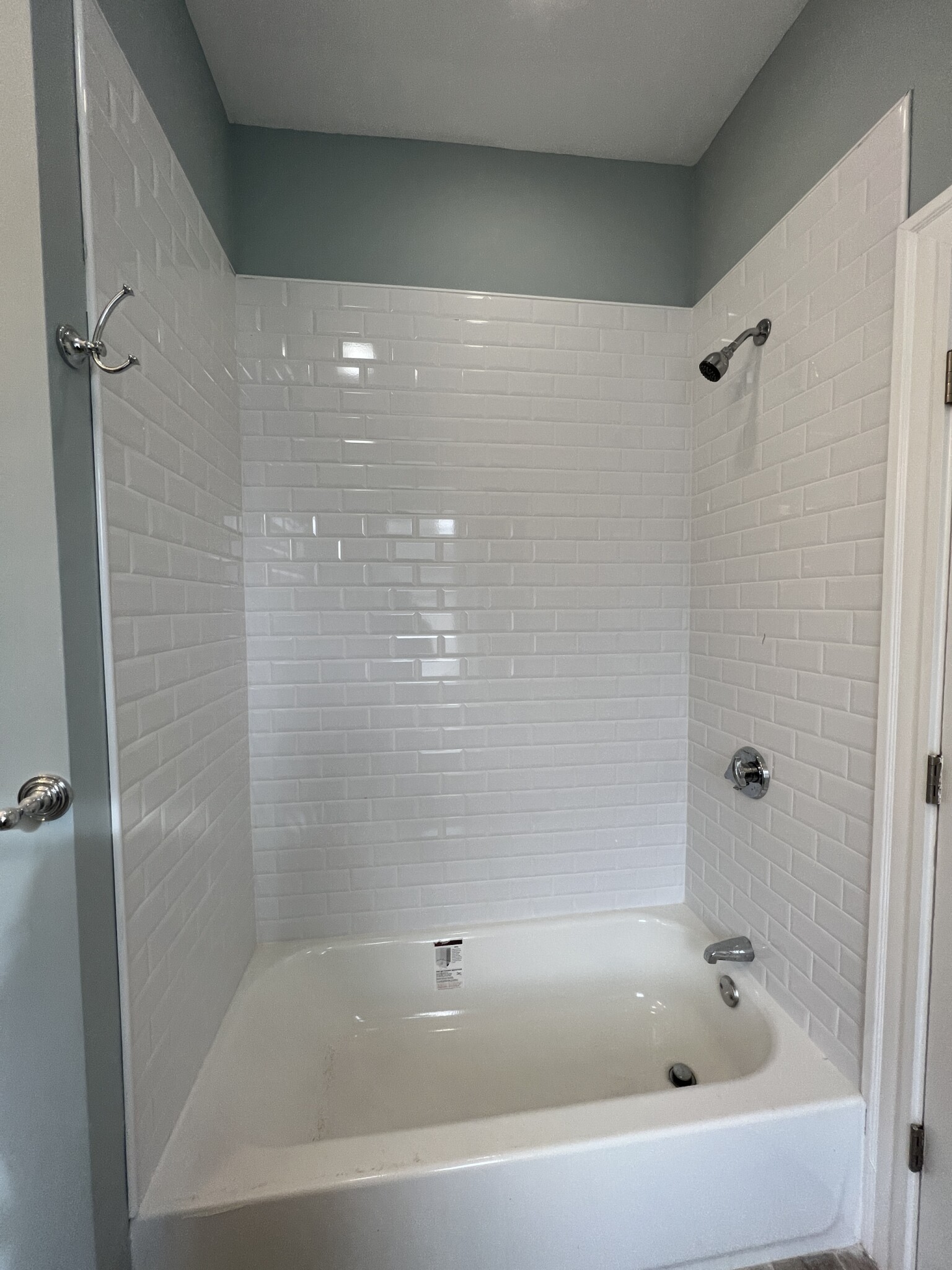 2.5 bed, 2 bath apartment for rent at 71 Pearl St Unit 3, East Somerville — photo 14 of 24