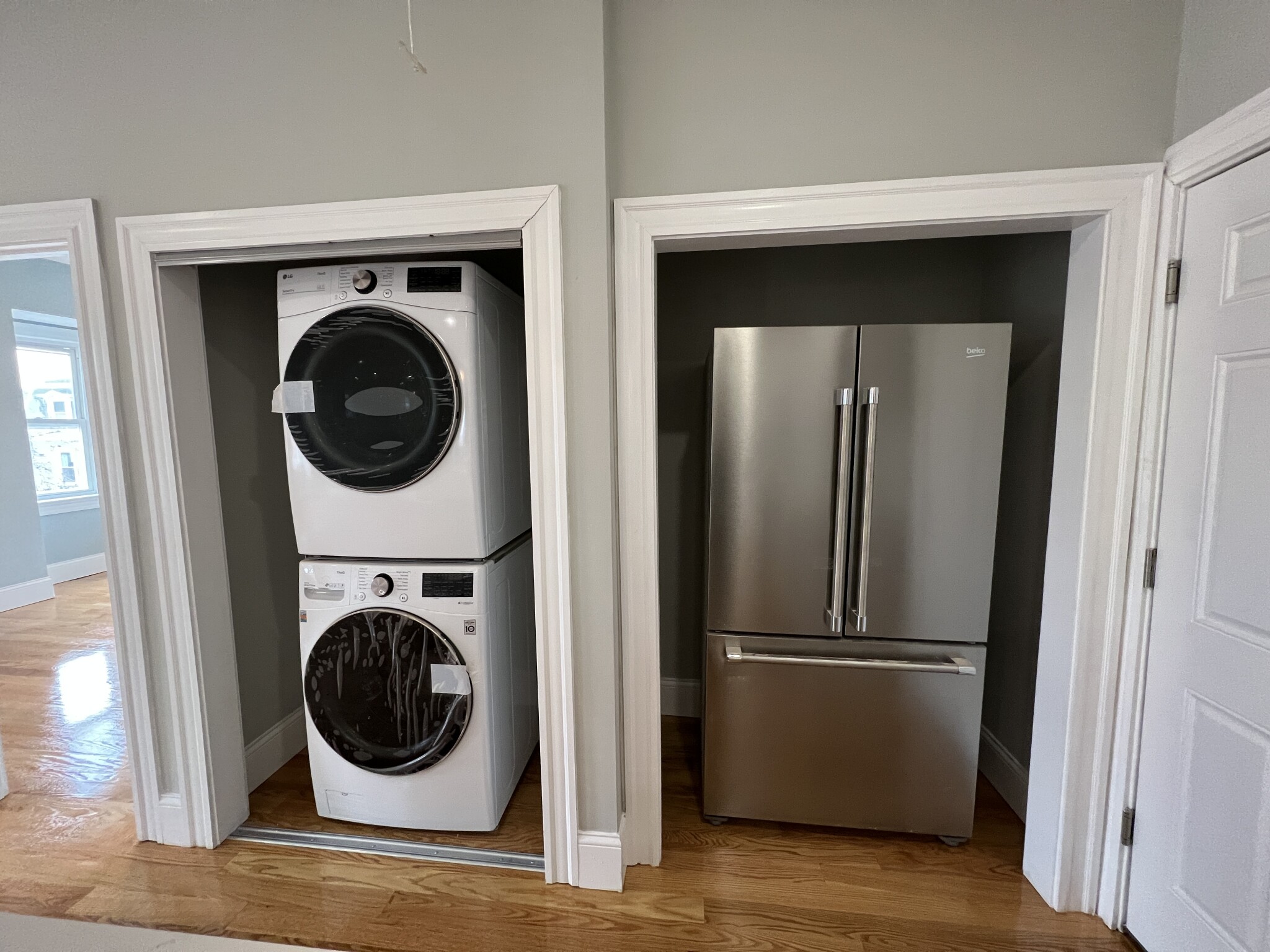2.5 bed, 2 bath apartment for rent at 71 Pearl St Unit 3, East Somerville — photo 2 of 24