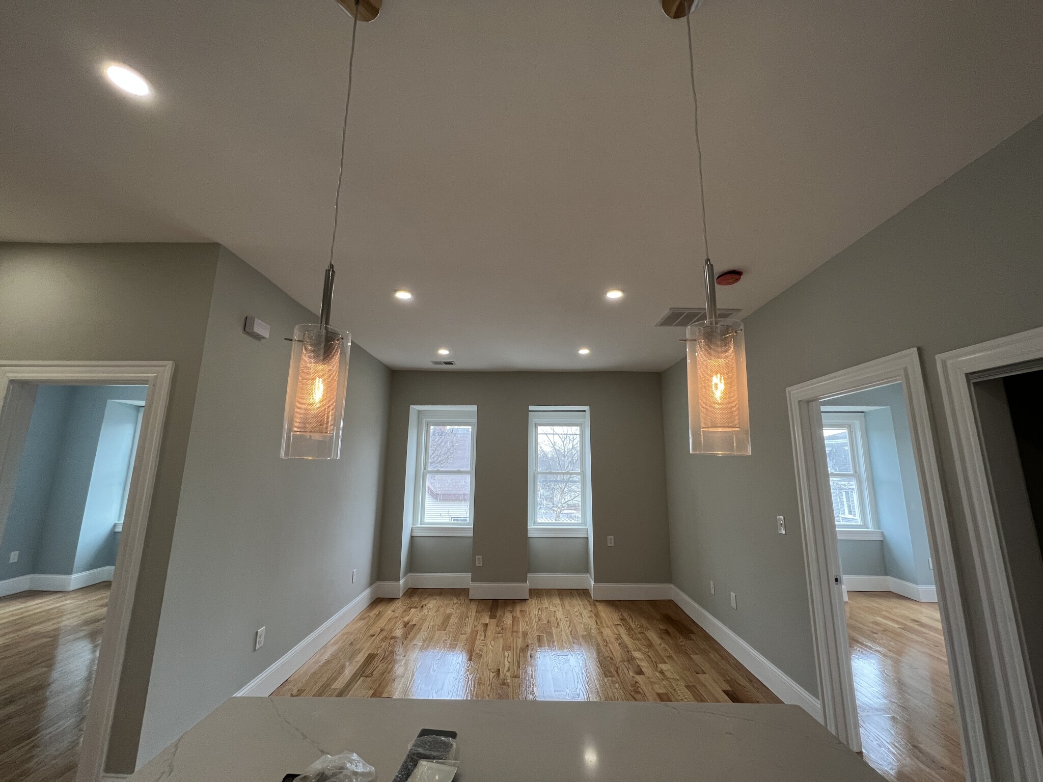 2.5 bed, 2 bath apartment for rent at 71 Pearl St Unit 3, East Somerville — photo 7 of 24