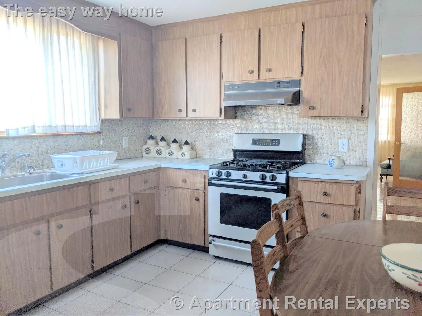 3 bed, 1 bath apartment for rent at 71 Pennsylvania Ave Unit 2, East Somerville — photo 1 of 23
