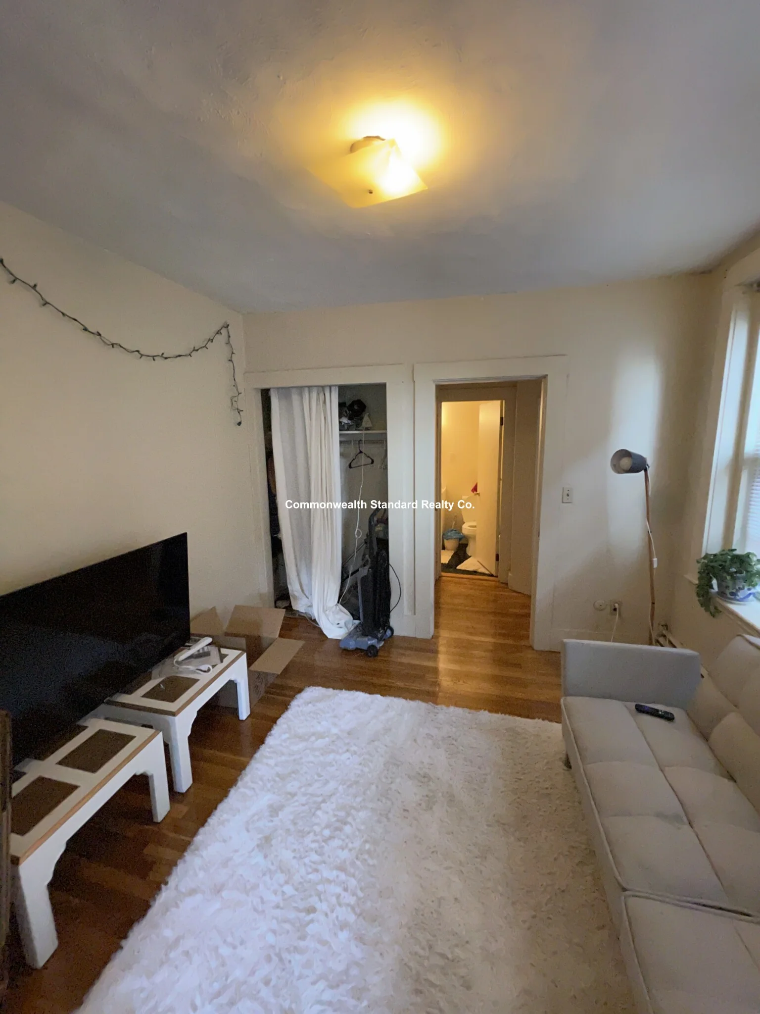 3 bed, 1 bath apartment for rent at 71 Phillips St Unit 2, Beacon Hill — photo 21 of 23